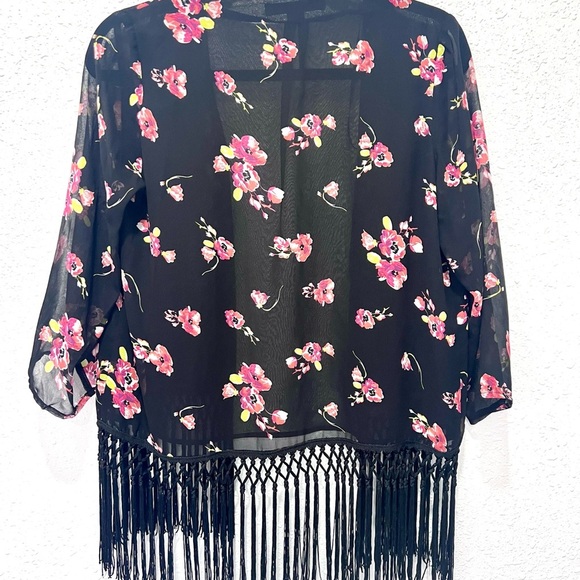 Forever 21 Black Floral Fringe Kimono S - Picture 5 of 5